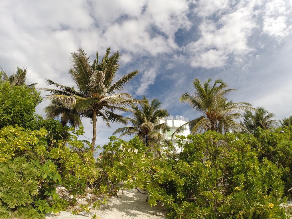 Airport Beach Hotel Hulhumalé Exterior foto