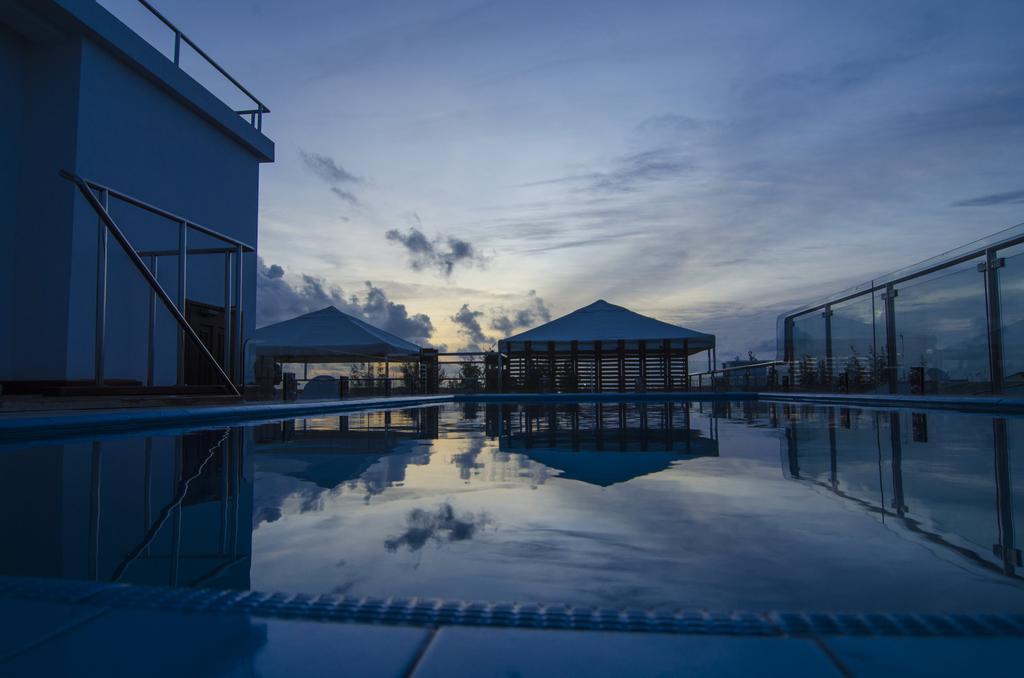 Airport Beach Hotel Hulhumalé Exterior foto