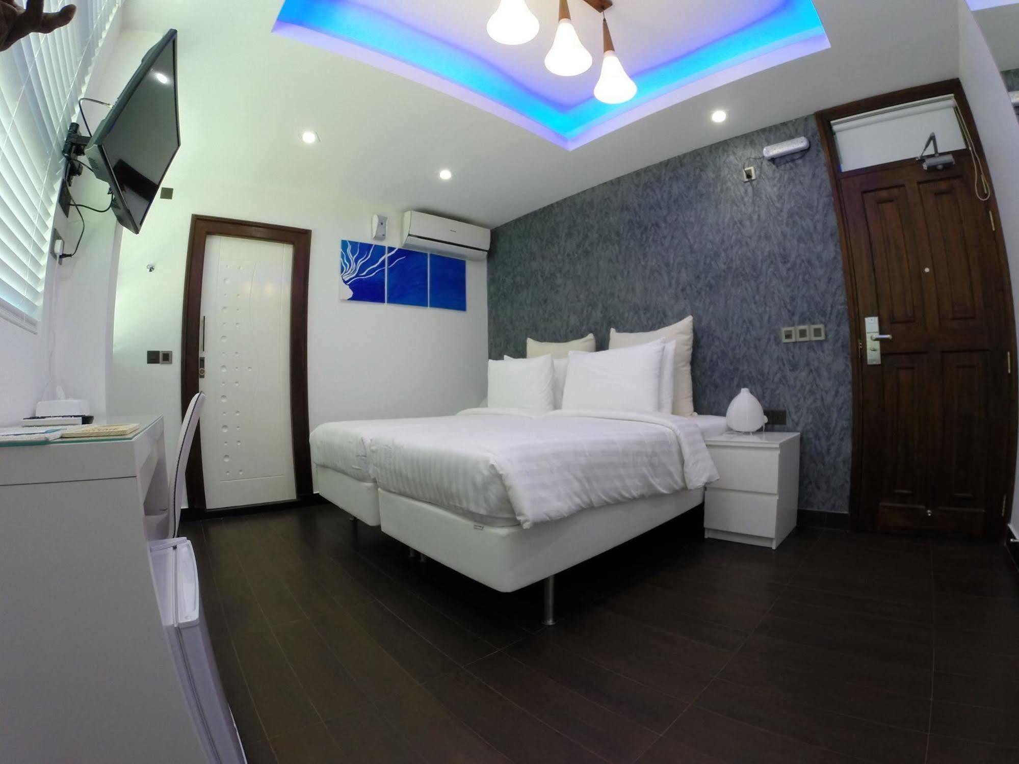 Airport Beach Hotel Hulhumalé Exterior foto